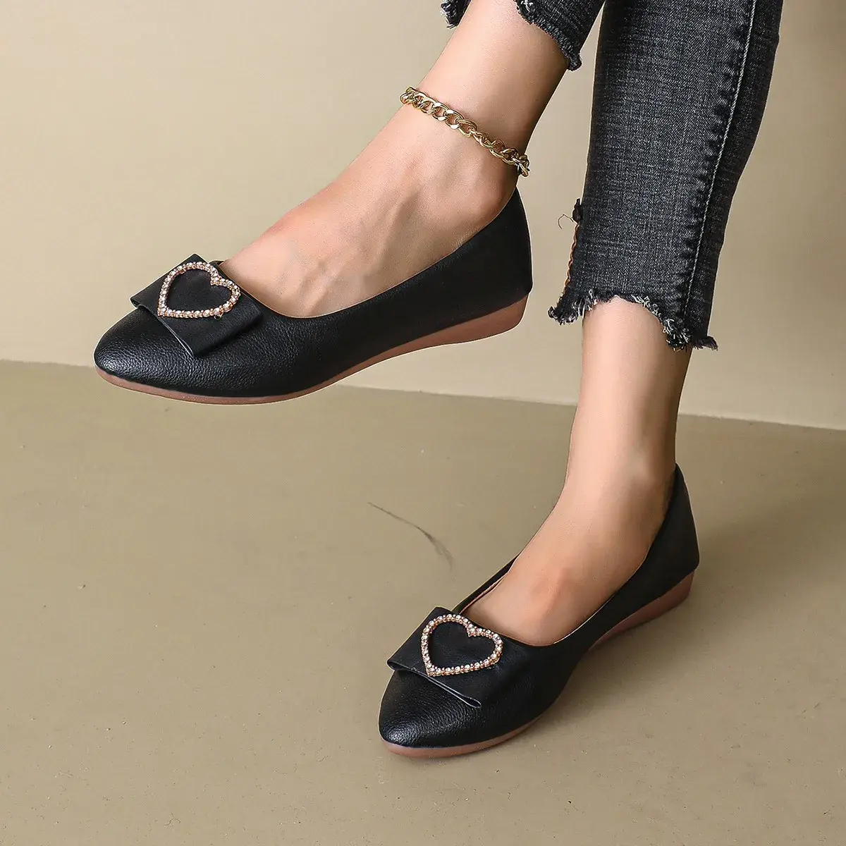 2025 Office Patent Leather Woman Flats Shoes Ballets Metal Buckle Bow Lady Fall Girl Ballerina Dress Pointed Toe Slip