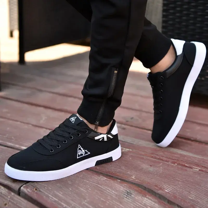Sneakers Flat with Canvas Shoes for Men Breathable Outdoor Casual Cloth Shoes Lightweight Men Vulcanized Shoes Tenis Masculinos