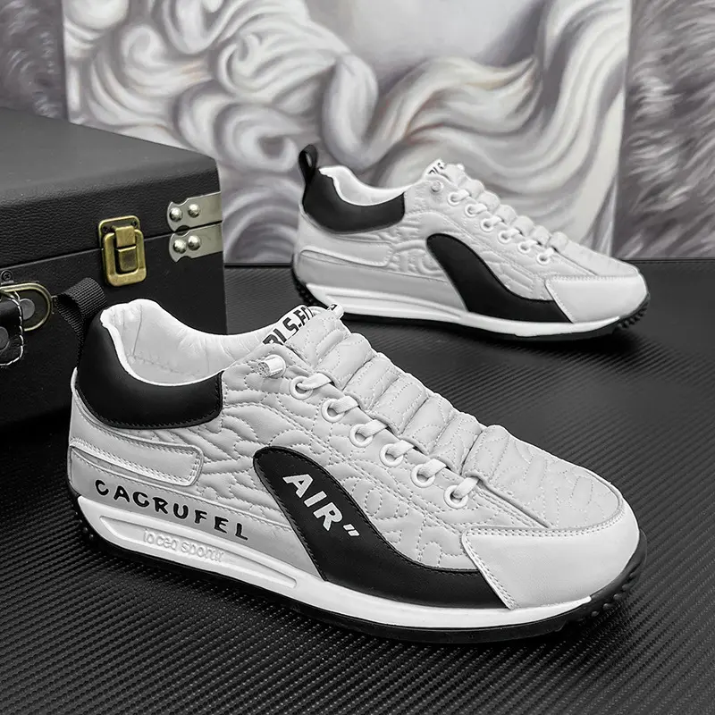 Men's Casual Thick Soled Sneakers Breathable Shoes New Autumn Men Slip on Antiskid Walking Flats Shoes Fashion Vulcanized Shoes