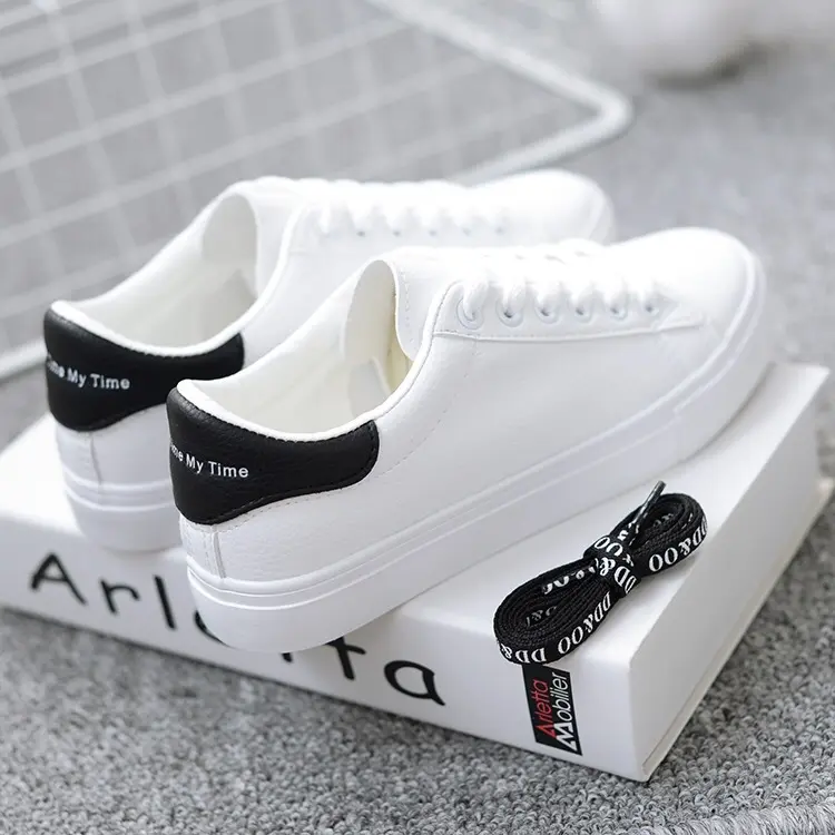 Women Sneakers  Breathble Vulcanized Shoes Women Pu leather Platform Shoes Women Lace up Casual Shoes White new