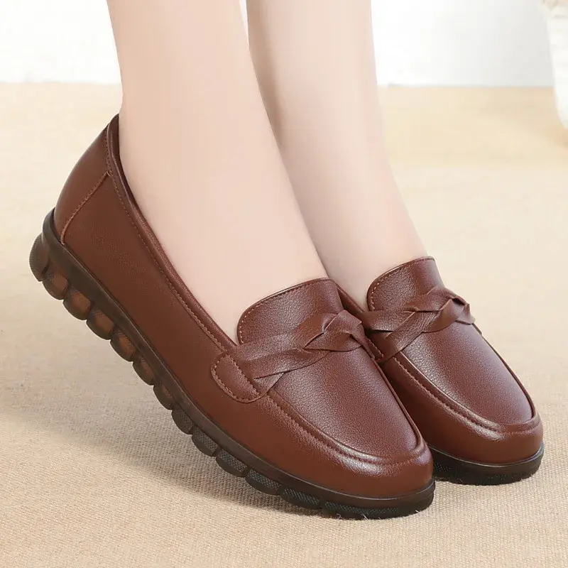 Women Shoes Low Top Round Toe Loafers Waterproof Moccasin Solid Color Versatile Casual Flat Shoes for Women 2025