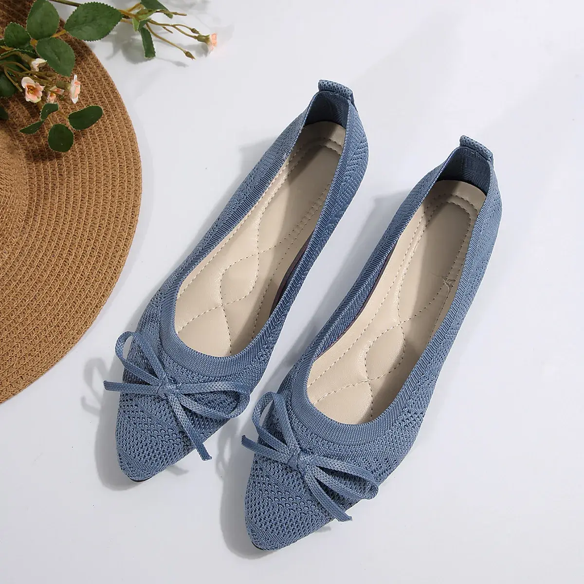 New Style Pointed Toe Shallow Mouth Breathable Comfortable Casual Flats Shoes Wear-resistant Non-slip Loafers Women 2025