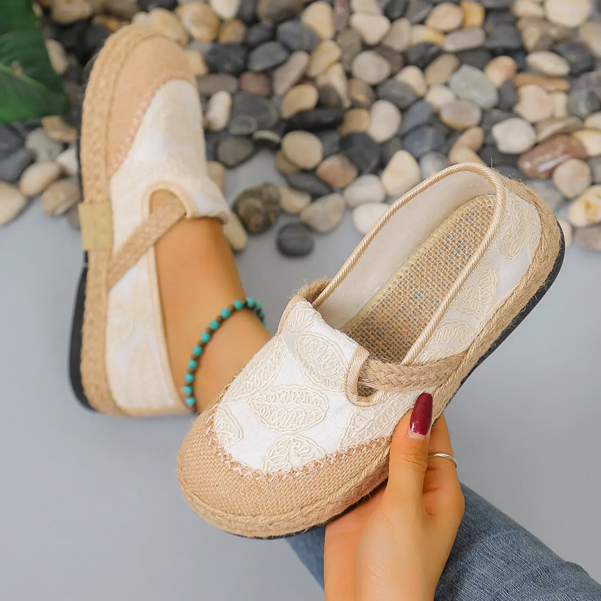 Women's Flats  Summer New Vintage Weave Breathable Casual Shoes Fashion Embroidery Lightweight Comfortable Half Slippers