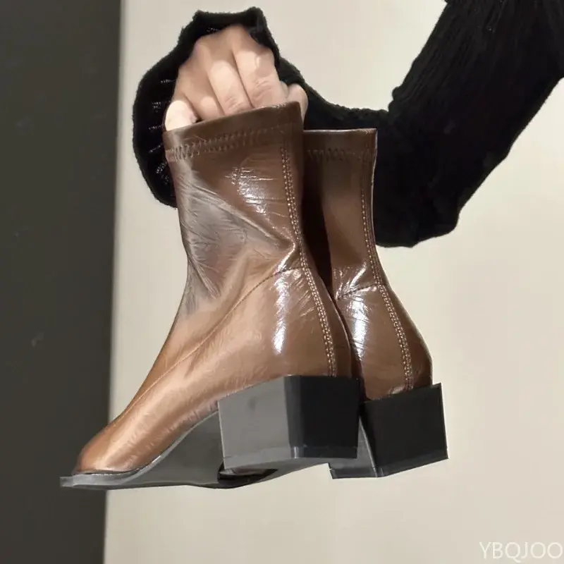 Sharp pointed short boots autumn winter new women's boots fashionable versatile thick heel Elegant minimalist women's shoes