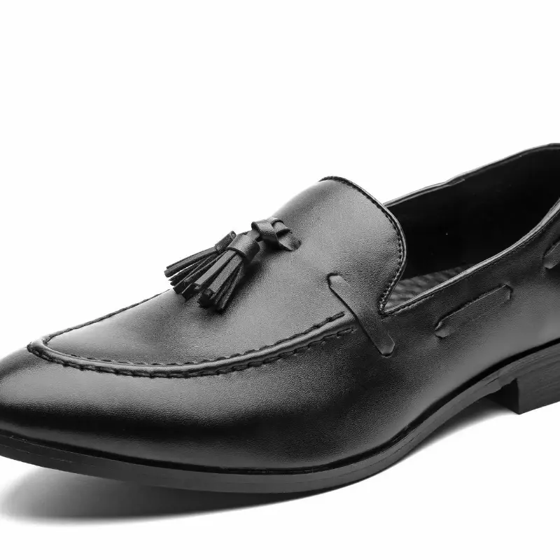 Man Casual Shoes Italy Style Comfortable Fashion Luxury loafers Men Leather Shoes  2023