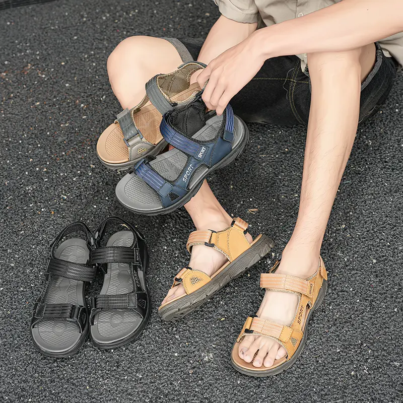 New Summer Lightweight Men Leather Roman Sandals Comfortable Beach Sandals Man Fashion Outdoor Casual Sneakers Classic Men Shoes