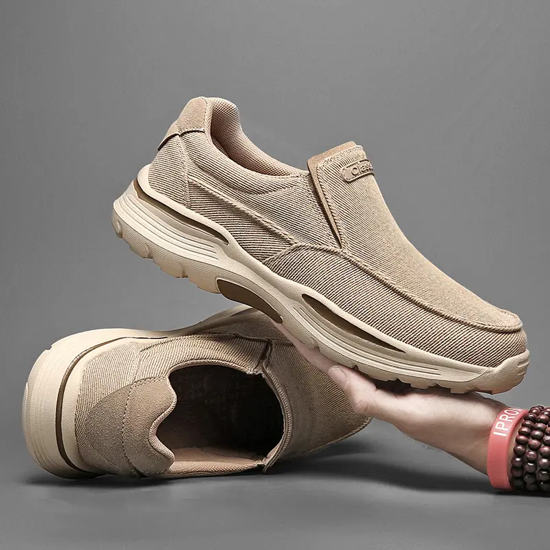 Men's Canvas Vulcanized Shoes Breathable Loafers New Comfortable Men's Shoes Outdoor Walking Shoes Lightweight Men Sneakers