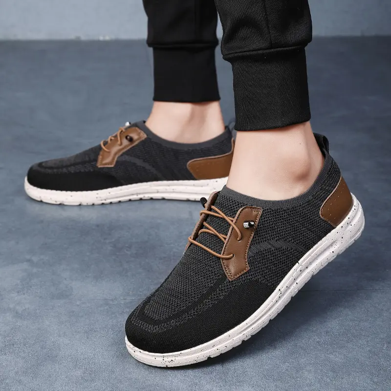 New Spring Men Flat Moccasins Handmade Soft Loafers Comfortable Men's Driving Shoes Breathable Mesh Casual Shoes Men Sneakers