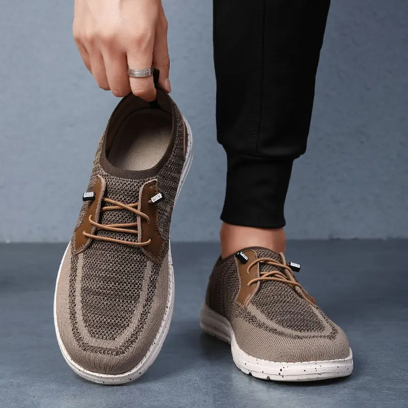 New Spring Men Flat Moccasins Handmade Soft Loafers Comfortable Men's Driving Shoes Breathable Mesh Casual Shoes Men Sneakers