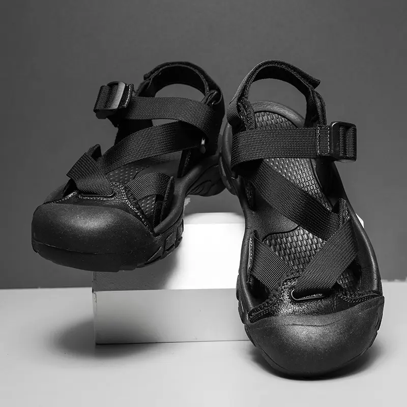 Summer Casual Men's Soft Sandals Comfortable Breathable Men's Walking Shoes Roman Summer Non-slip Outdoor Beach Sandals Sneakers