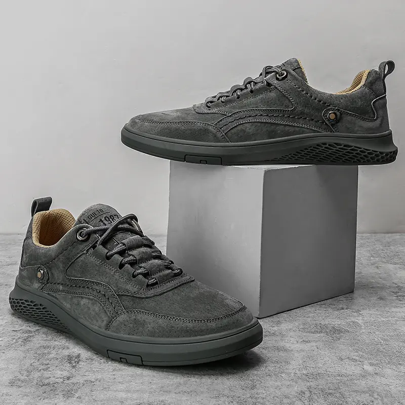 New Spring Men's Casual Shoes Handmade Genuine Leather Loafers Outdoor Flat Men's Shoes Fashion Plus Size Moccasins Men Sneakers
