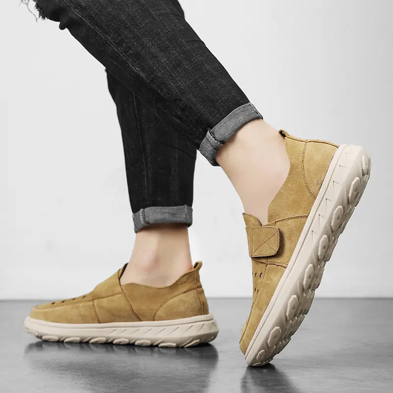 Men's Sneakers Fashion Leather Men Casual Shoes Handmade Breathable Men's Shoes Lightweight Outdoor Men Walking Shoes Moccasins