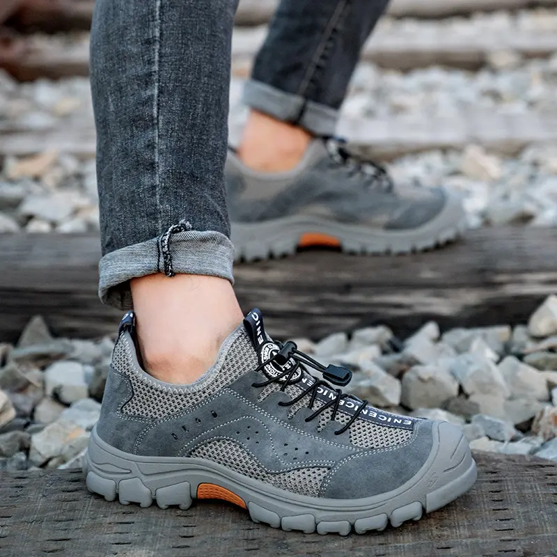 Indestructible shoes Male Breathable, anti smashing, and anti stabbing Safety Shoes Men Steel Toe Cap Work Shoes Sneakers Men