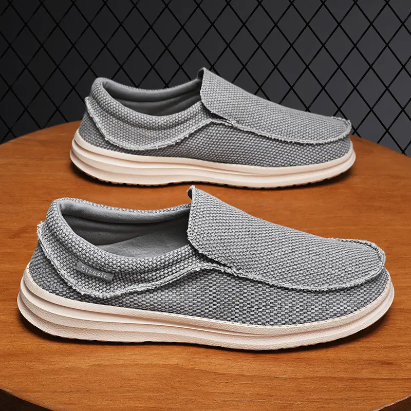 New Men's Canvas Shoes Breathable Casual Shoes Luxury Brand Men Loafers Lightweight Boat Shoes Outdoor Vulcanize Shoes Sneakers