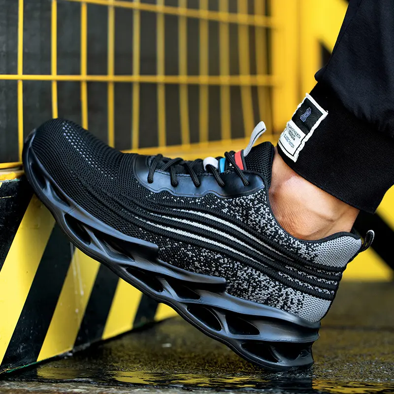 Lightweight Safety Shoes Men Fashion Work Sneakers Steel Toe Cap Foot Protection Shoes Work boots Indestructible Shoes Non-slip