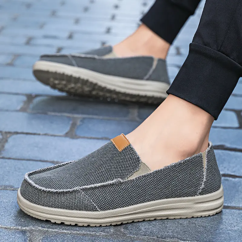 Men's Casual Canvas Shoes Men Loafers Breathable Slip on Flats Male Vulcanized Shoes Driving Shoes Sneakers Light Walking Shoes
