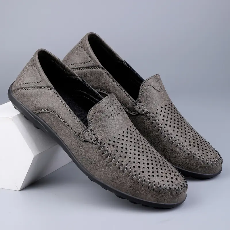 Summer Men's Casual Shoes Leather Luxury Hollow Moccasions Breathable Men Sneakers Light Driving Shoes Designer Men's Loafers
