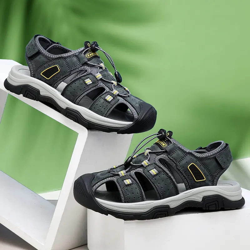 Men's Genuine Leather Sandals Brand Beach Sandal Summer Male Outdoor Casual Lightweight Sandal Fashion Sneakers Large Size 38-46