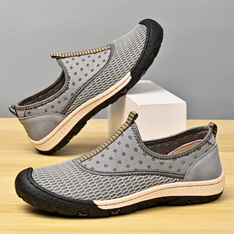 New Men's Casual Shoes Fashion Comfortable Men's Shoes Breathable Mesh Men Sneakers Non-Slip Outdoor Flat Shoes Big Size 38-46