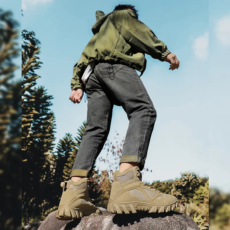 Autumn Men's Boots Breathable Hiking Boots Men's Outdoor Desert Training Boots Non-Slip High Top Boots Men's Plus Size Sneakers