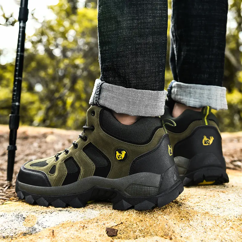 Brand Men's Winter Boots Plush Warm Men's Snow Boots Outdoor Comfortable Men's Ankle Boots Waterproof Hiking Boots Sneakers