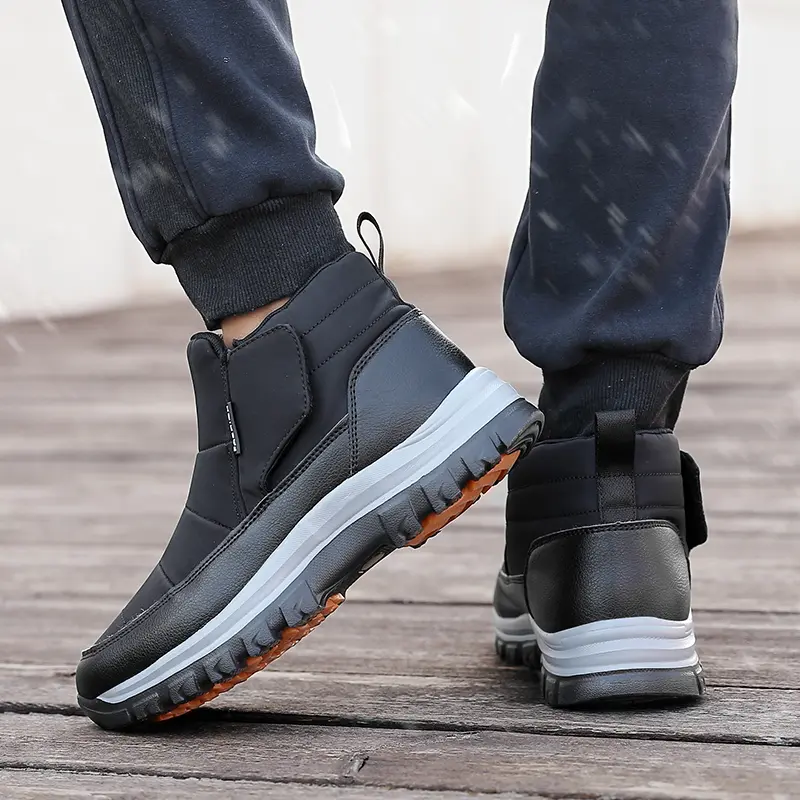 New Warm Plush Men's Snow Boots High Top Men's Boots Non-Slip Outdoor Winter Boots Waterproof Men's Ankle Boots Winter Sneakers