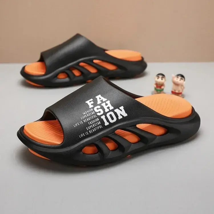 Summer Men's Slippers Hollow Sandals Men EVA Soft Non-slip Casual Shoes Lightweight Comfortable Indoor Flip Flop Ciabatte Uomo