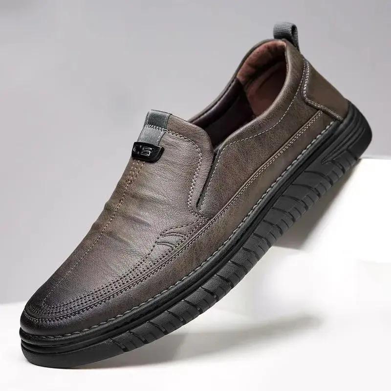 Handmade Men Leather Shoes Soft Sole Loafers Business Casual Shoes Slip on Men Shoes Classic Moccasins Lightweight Driving Flats