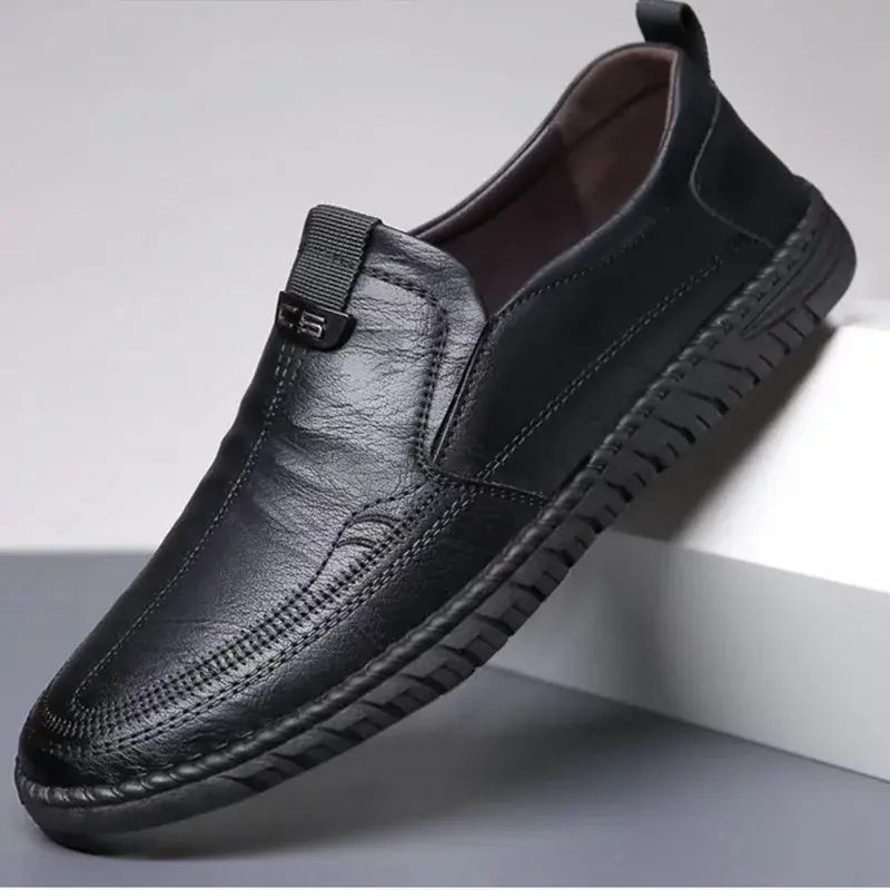 Handmade Men Leather Shoes Soft Sole Loafers Business Casual Shoes Slip on Men Shoes Classic Moccasins Lightweight Driving Flats