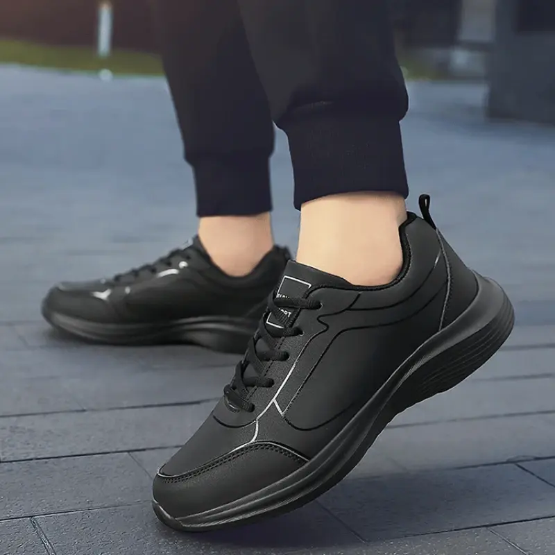 Men's Sneakers Lightweight Running Shoes New Breathable Non-slip Casual Shoes Lace Up Soft Men Walking Shoes Outdoor Tennis Shoe