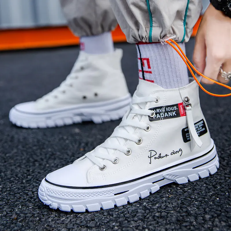 Men's Canvas Shoes High Top Sneakers Breathable Platform Casual Shoes Lace-up Flats Men Non-slip Vulcanize Shoes Tenis Masculino