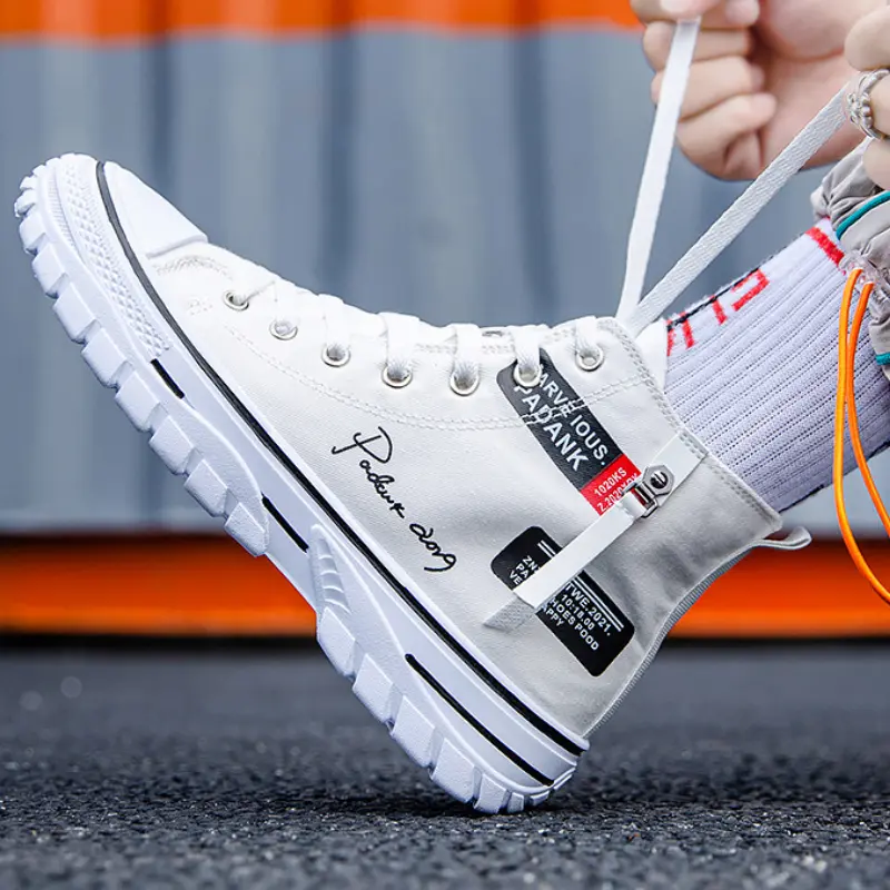 Men's Canvas Shoes High Top Sneakers Breathable Platform Casual Shoes Lace-up Flats Men Non-slip Vulcanize Shoes Tenis Masculino