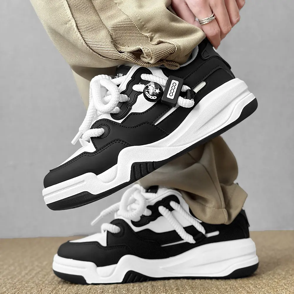 Men Sneakers Platform Casual Shoes 2025 New Lace-up Vulcanized Shoes Fashion Breathable Men Shoes Designer Outdoor Running Shoe