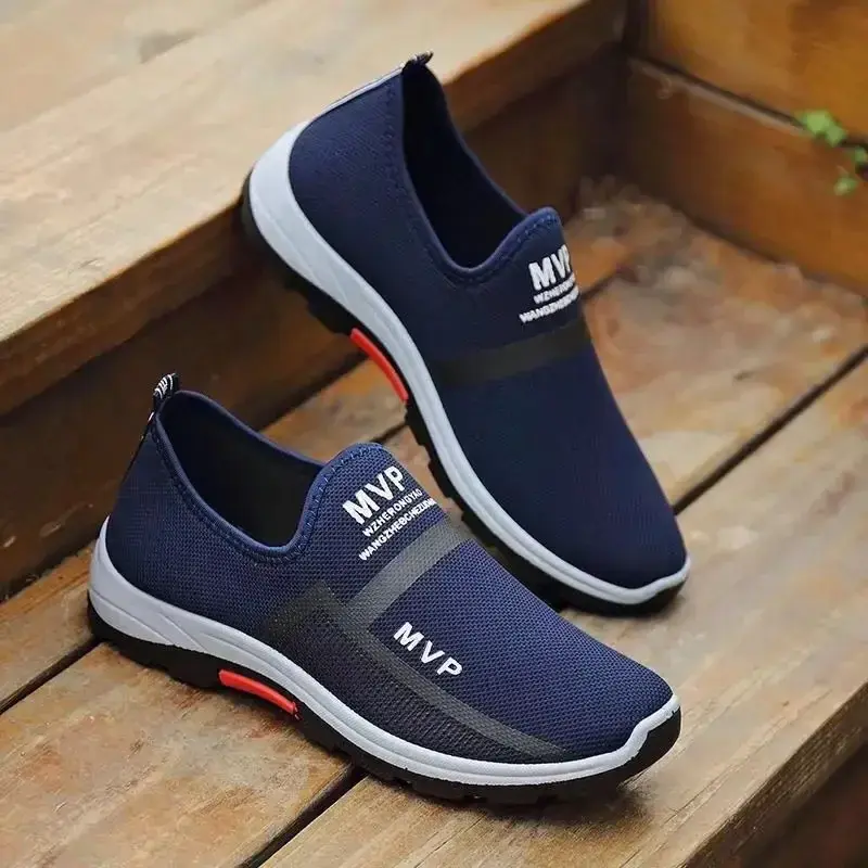 Summer Men Shoes Breathable Sneakers Mesh Lightweight Walking Shoes 2025 New Man Slip on Casual Shoe Men Loafers Tênis Masculino