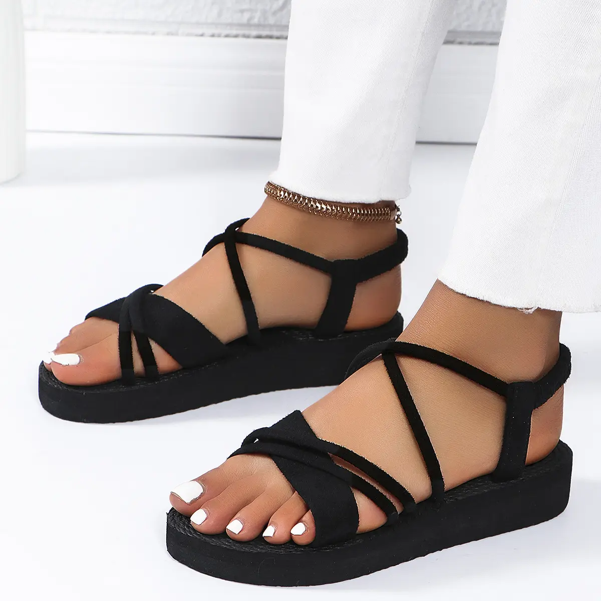 2025 Women's Sandals Slip on Sandals Fashion Soft Sole Women Casual Shoes Black Anti-slip Sandals Bright Flat Sandal Sandalias
