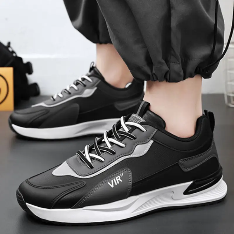 Breathable Sneakers Men Non Slip Casual Shoes Men Soft Sole Running Shoes Wear-resistant Hiking Shoes Man Mesh Lightweight Flats