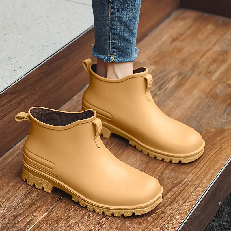 Men's Rain Boots Waterproof Boots Fishing Casual Camping Rubber Shoes Fashion Couple Short Boots Outdoor Non-slip Water Shoes
