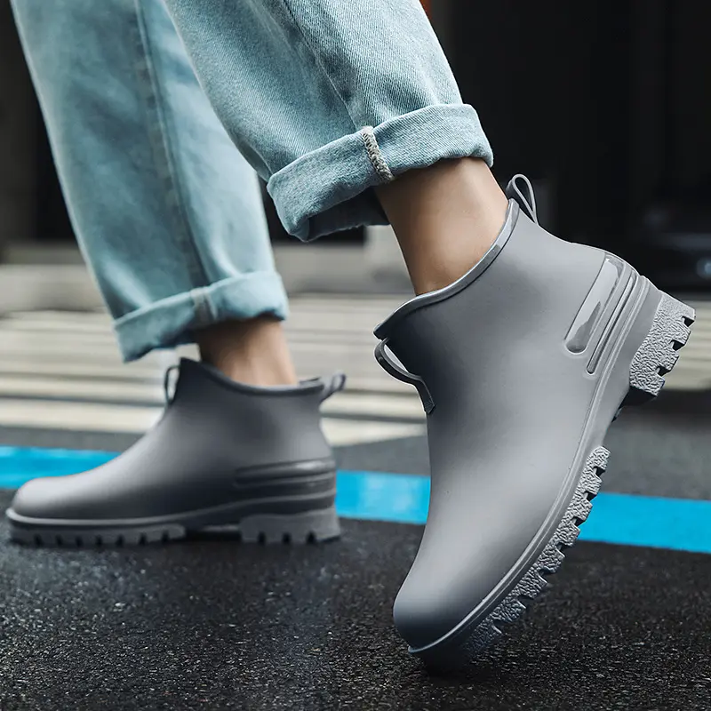 Men's Rain Boots Waterproof Boots Fishing Casual Camping Rubber Shoes Fashion Couple Short Boots Outdoor Non-slip Water Shoes