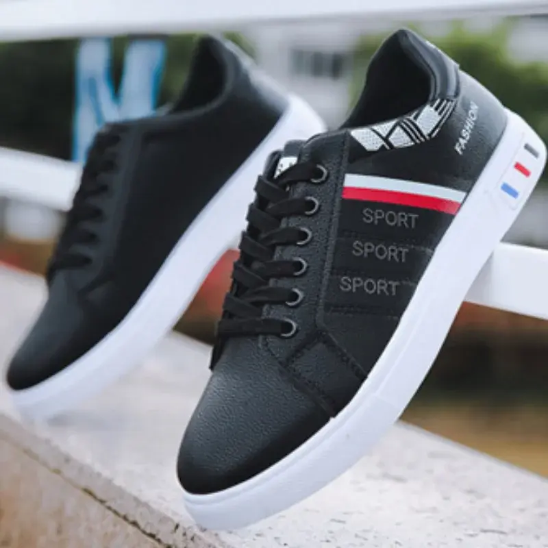 Men's Sneakers White Casual Shoes Breathable Men Shoes Autumn Outdoor Lightweight Flats Fashion Vulcanized Shoes Tenis Masculino