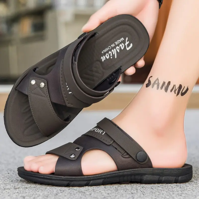 Summer Men Sandals Slip on Slippers Classics Soft Sole Lightweight Sandals Outdoor Casual Men Beach Shoes Open Toe Flat Sandals