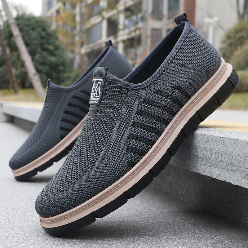 Hot Men's Shoes Mesh Casual Shoes Lightweight Outdoor Running Shoes Fashion Cloth Shoe Slip on Soft Sole Male Sneakers Zapatos