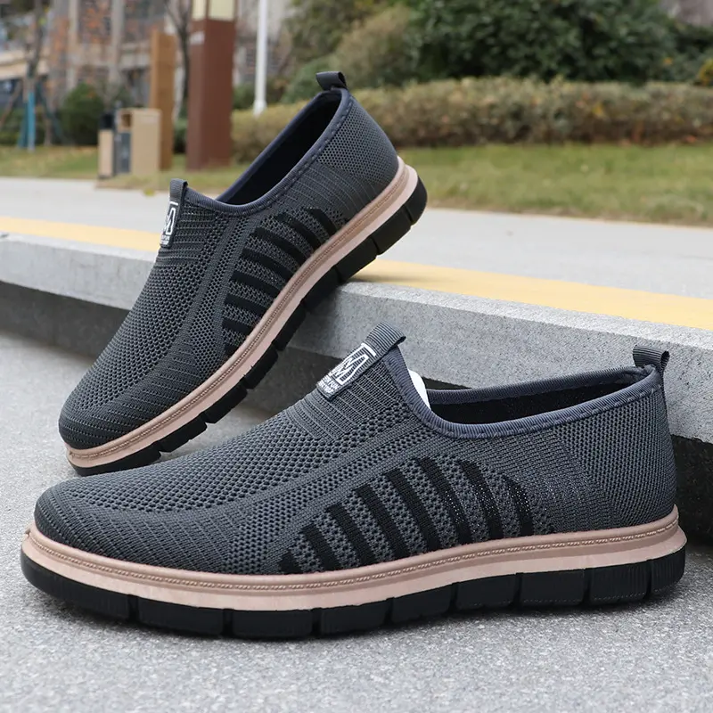 Hot Men's Shoes Mesh Casual Shoes Lightweight Outdoor Running Shoes Fashion Cloth Shoe Slip on Soft Sole Male Sneakers Zapatos