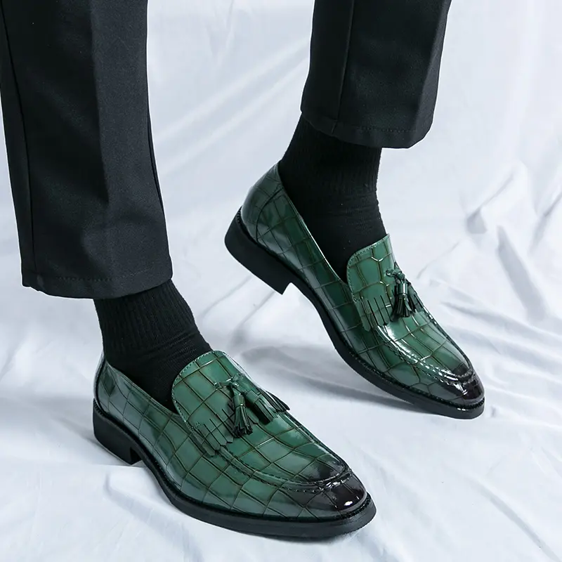 Leather Shoes Casual Business Shoes for Men Dress Tenis De Hombre Moccasins Mokasin Tenis Caballero Designer sneakers