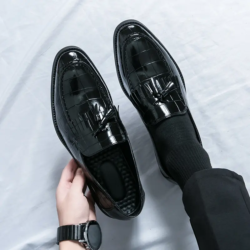 Leather Shoes Casual Business Shoes for Men Dress Tenis De Hombre Moccasins Mokasin Tenis Caballero Designer sneakers
