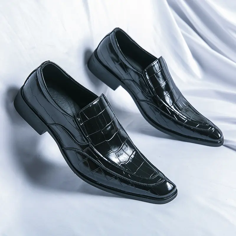 Men's Loafers Luxury Brand Leather Dress Shoes Breathable Slip-On Solid Formal Casual Shoes Handmade Designer Men Shoes Mocassin