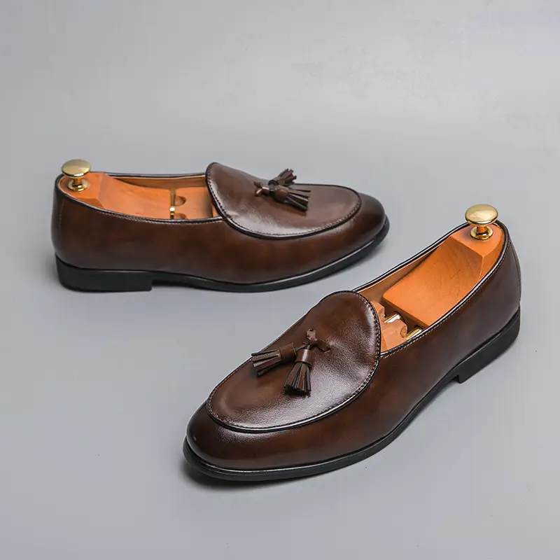 Leather Shoes Casual Business Shoes for Men Dress Tenis De Hombre Moccasins Mokasin Tenis Caballero Designer sneakers