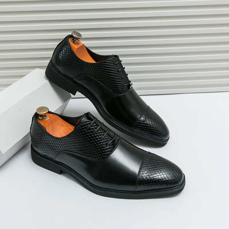 Men's Loafers Luxury Brand Leather Dress Shoes Breathable Slip-On Solid Formal Casual Shoes Handmade Designer Men Shoes Mocassin