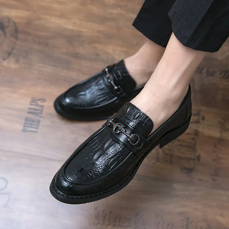 Leather Shoes Casual Business Shoes for Men Dress Tenis De Hombre Moccasins Mokasin Tenis Caballero Designer sneakers