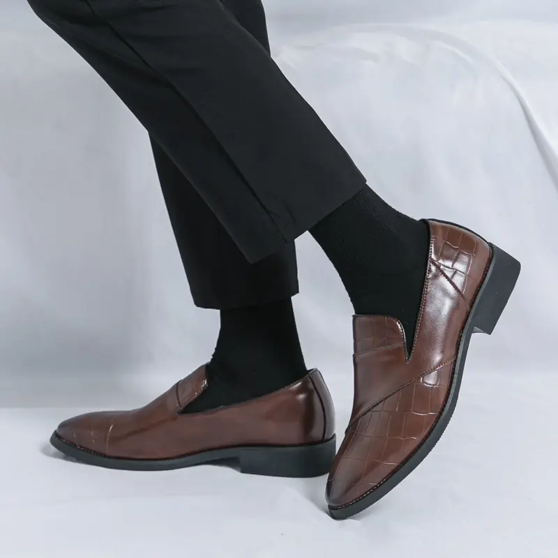 Leather Shoes Casual Business Shoes for Men Dress Tenis De Hombre Moccasins Mokasin Tenis Caballero Designer sneakers