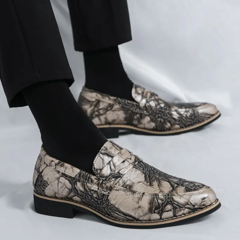 Leather Shoes Casual Business Shoes for Men Dress Tenis De Hombre Moccasins Mokasin Tenis Caballero Designer sneakers